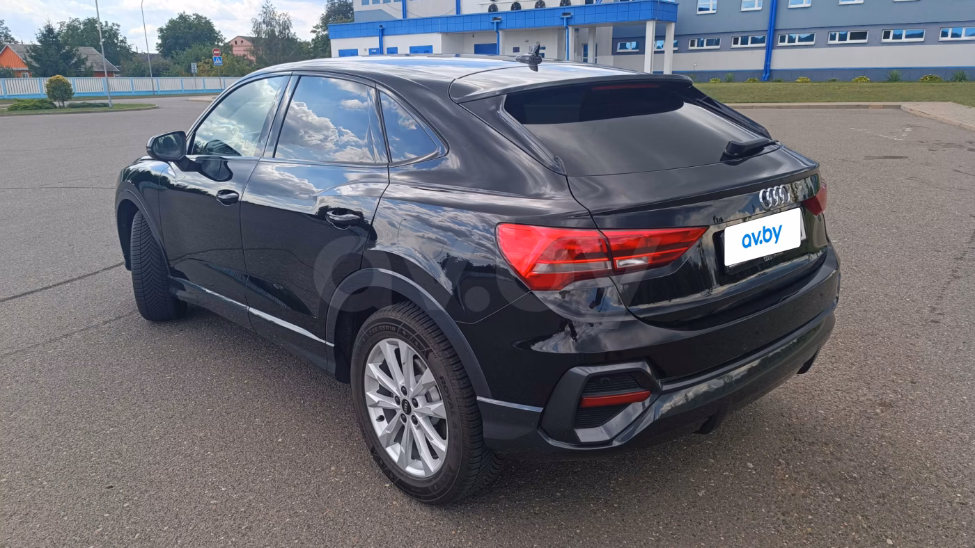 Audi Q3 Sportback фото 8