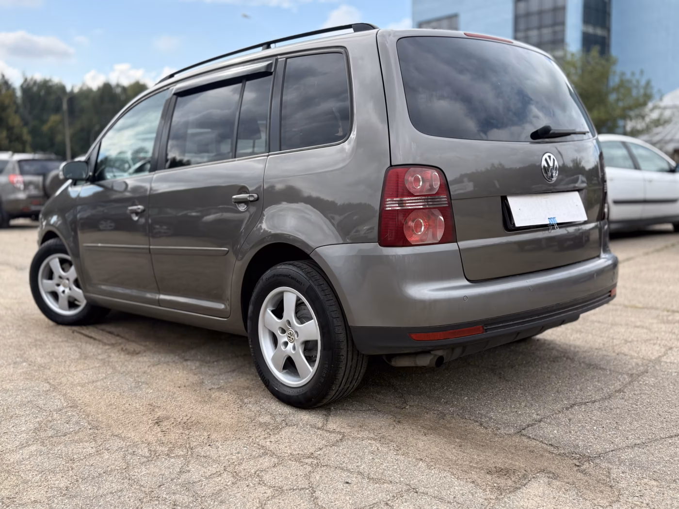 Volkswagen Touran фото 18