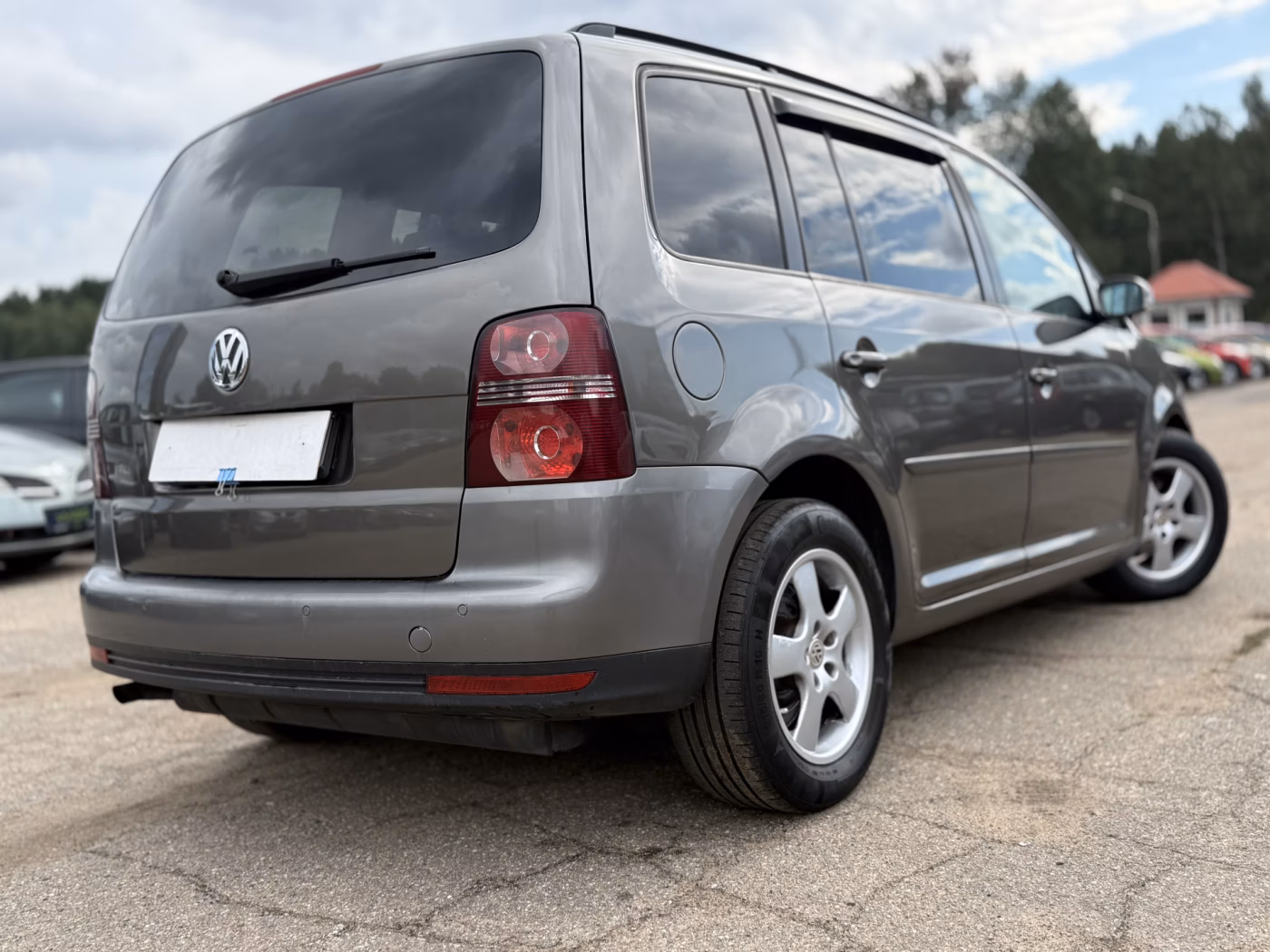 Volkswagen Touran фото 15