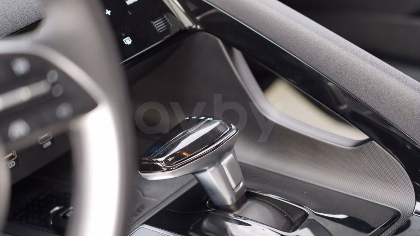 Hyundai Elantra фото 9