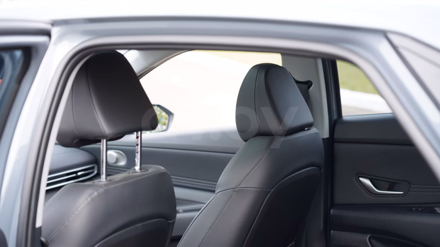Hyundai Elantra фото 11