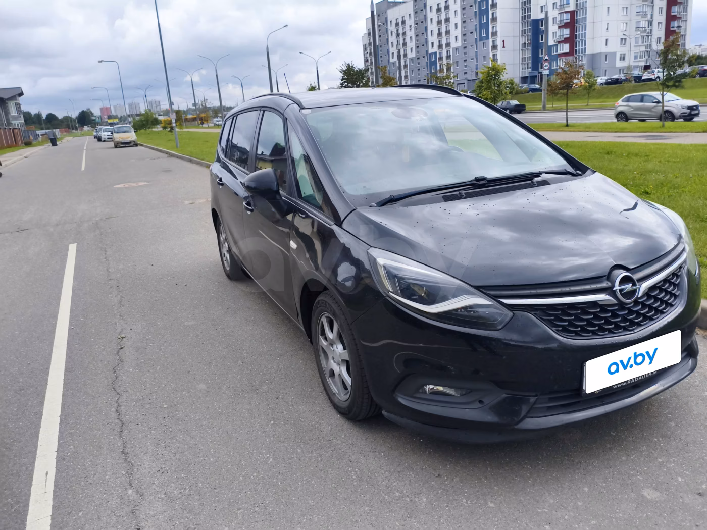 Opel Zafira фото 3