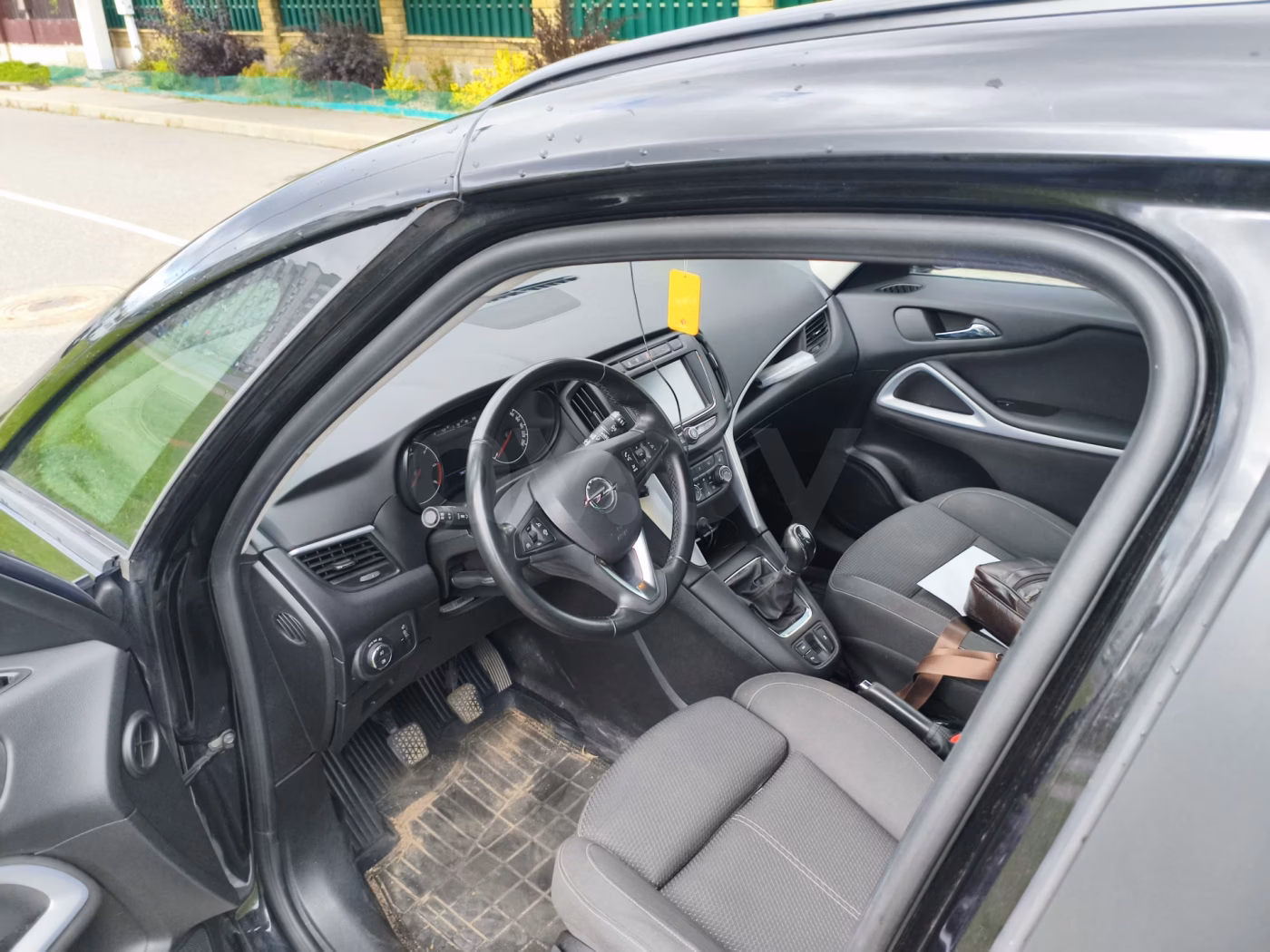 Opel Zafira фото 7