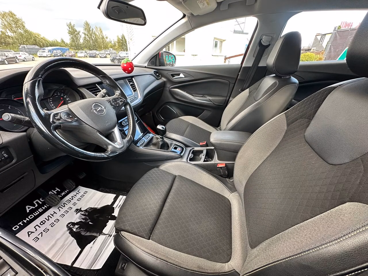 Opel Grandland X фото 10