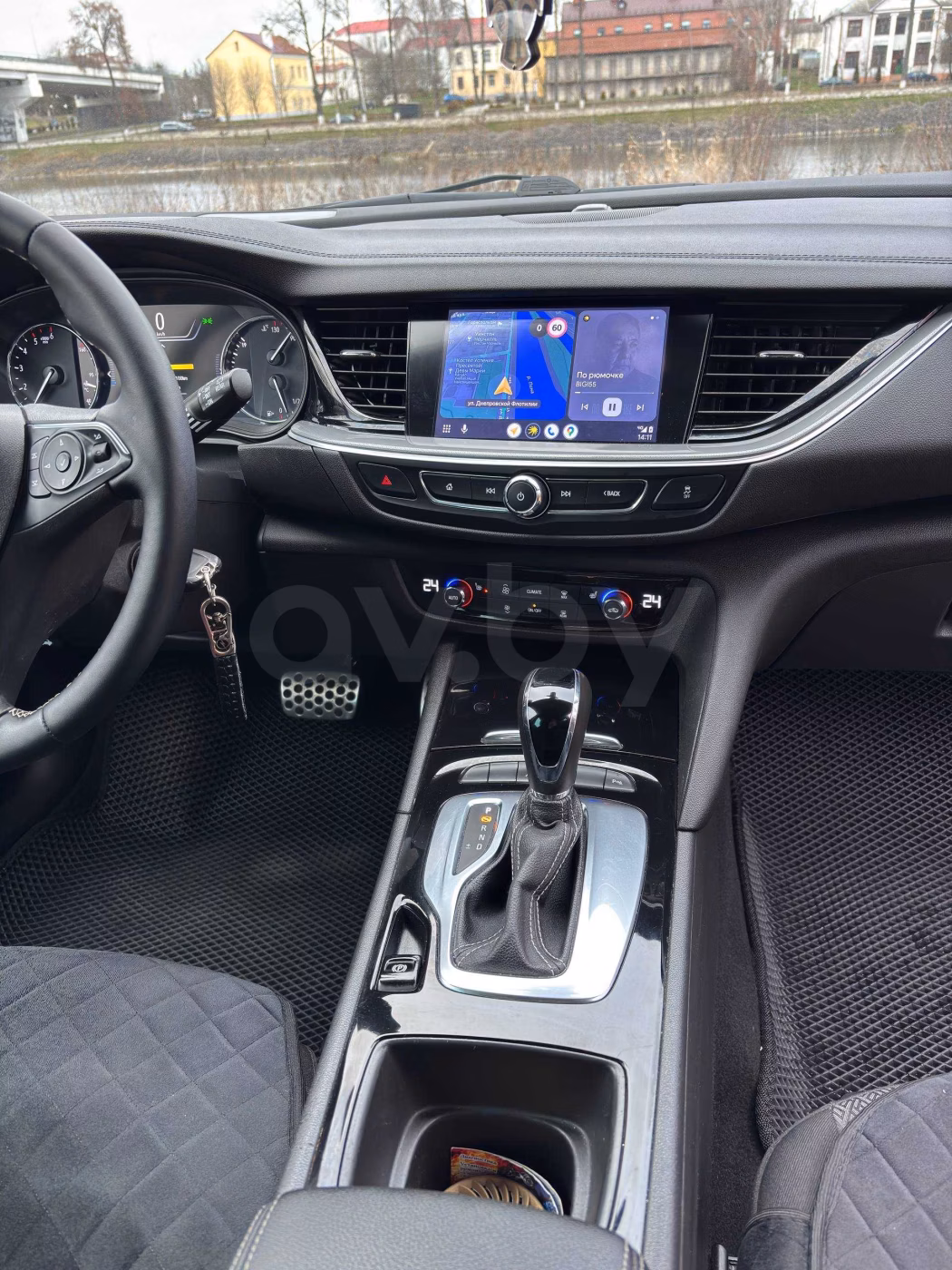 Opel Insignia фото 12
