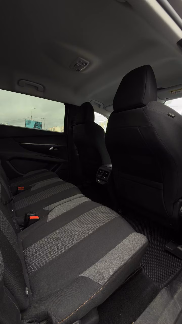 Peugeot 5008 фото 19
