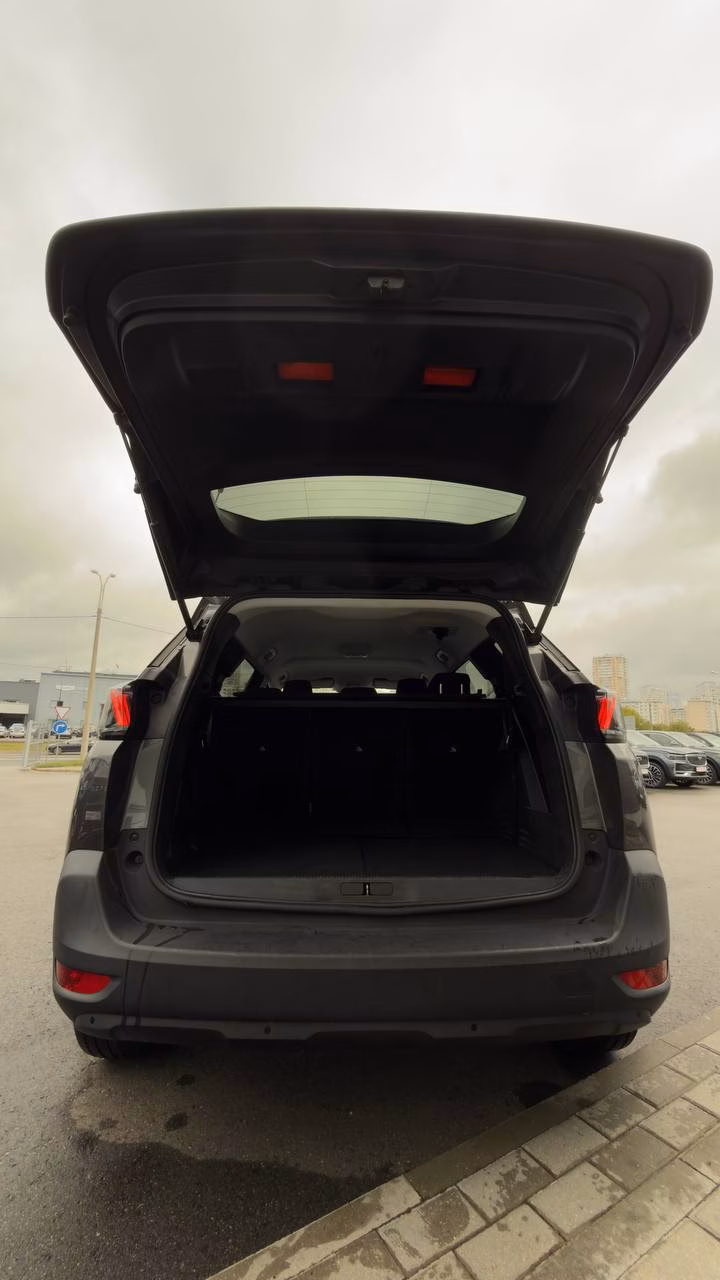 Peugeot 5008 фото 9