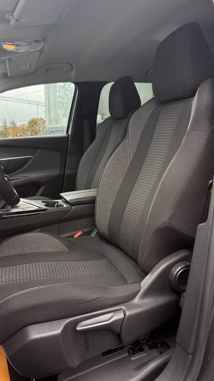 Peugeot 5008 фото 23