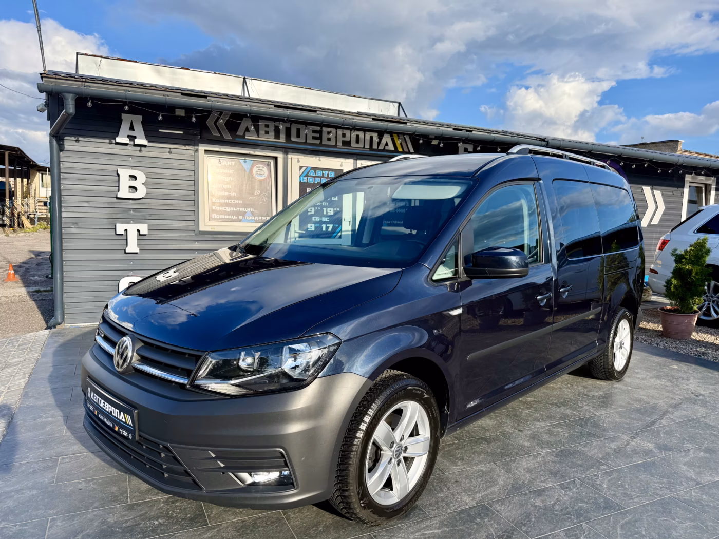 Volkswagen Caddy MAXI фото 2