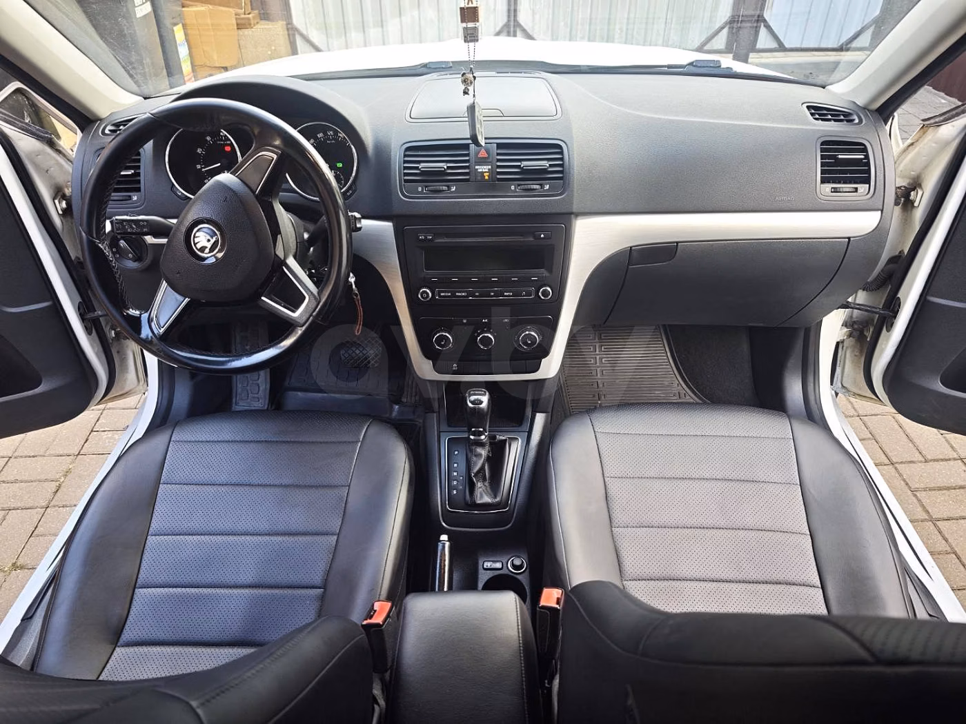 Skoda Yeti фото 8