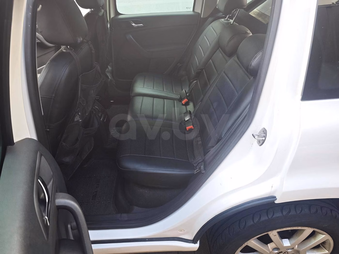 Skoda Yeti фото 11