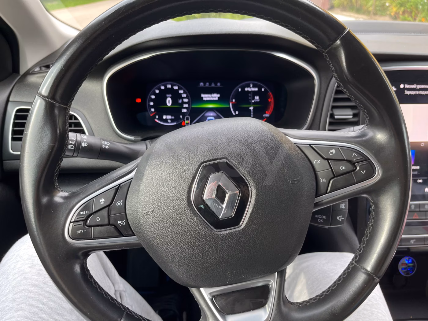 Renault Megane фото 6