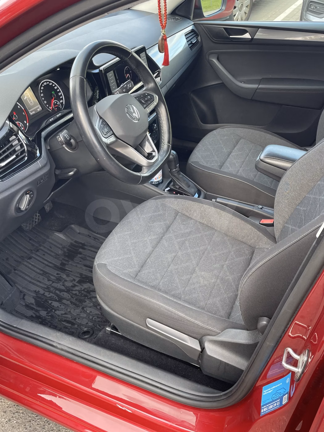 Volkswagen Polo Sedan фото 17