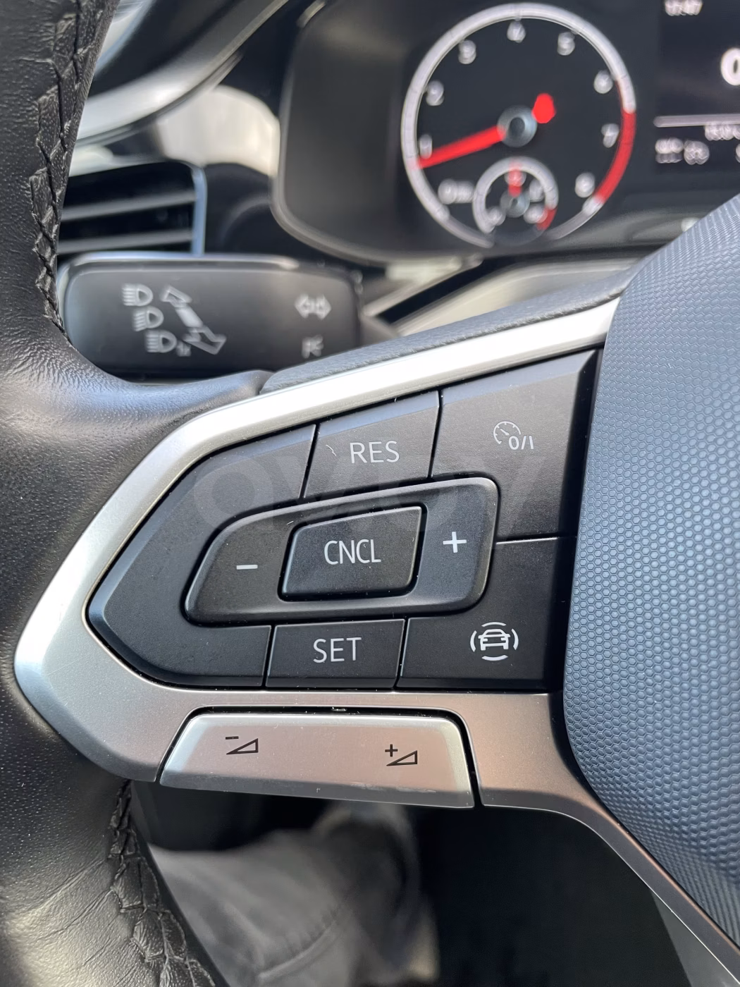 Volkswagen Polo Sedan фото 27