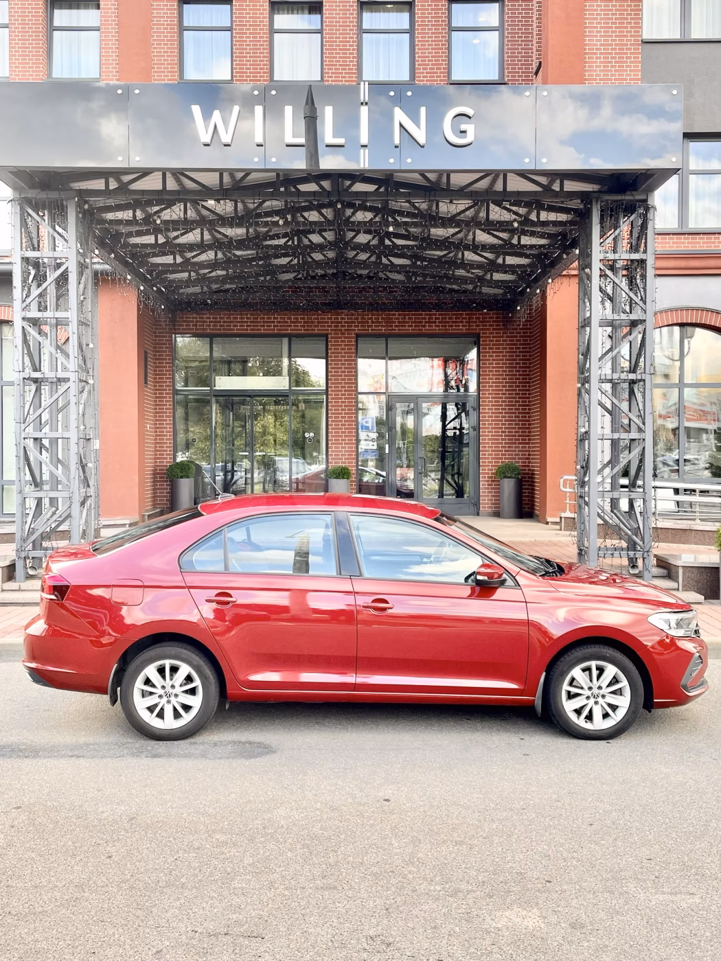 Volkswagen Polo Sedan фото 3