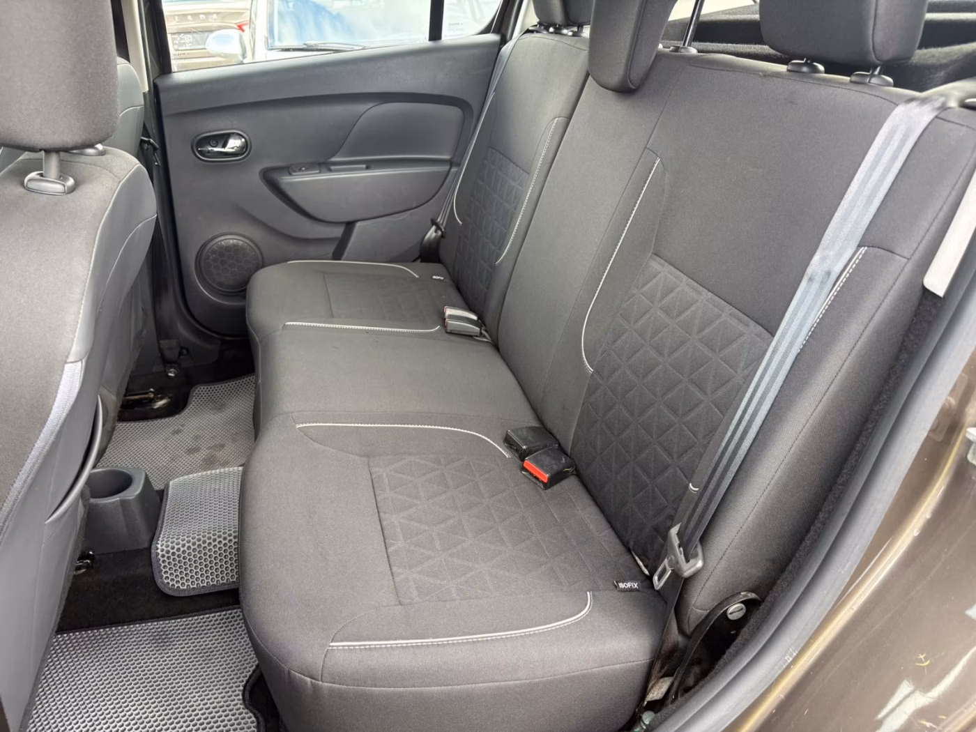Renault Sandero Stepway фото 8