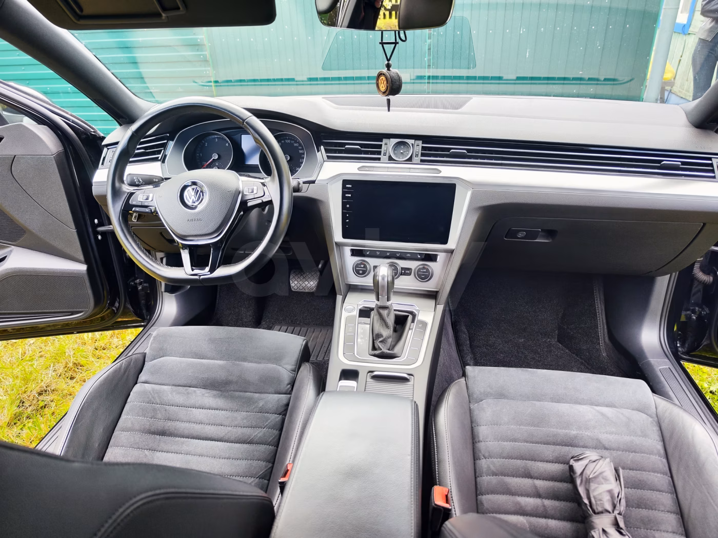 Volkswagen Passat фото 7