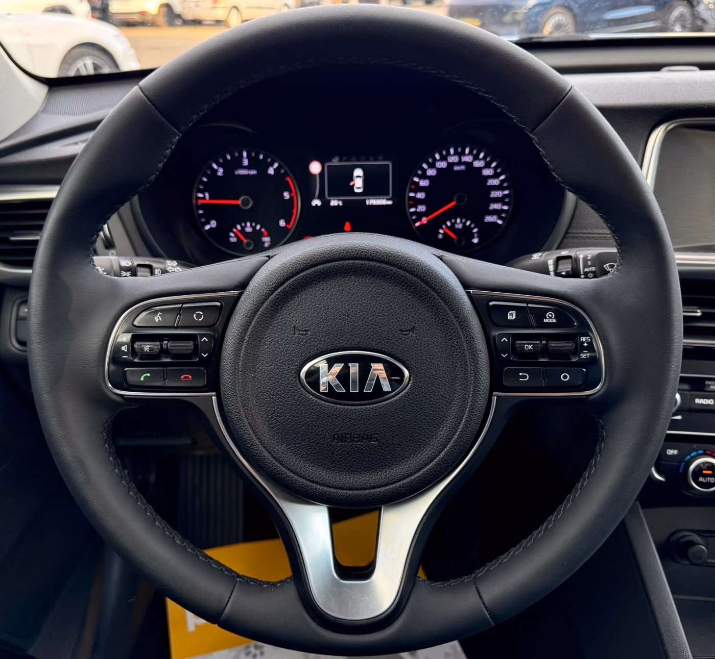Kia Optima фото 13