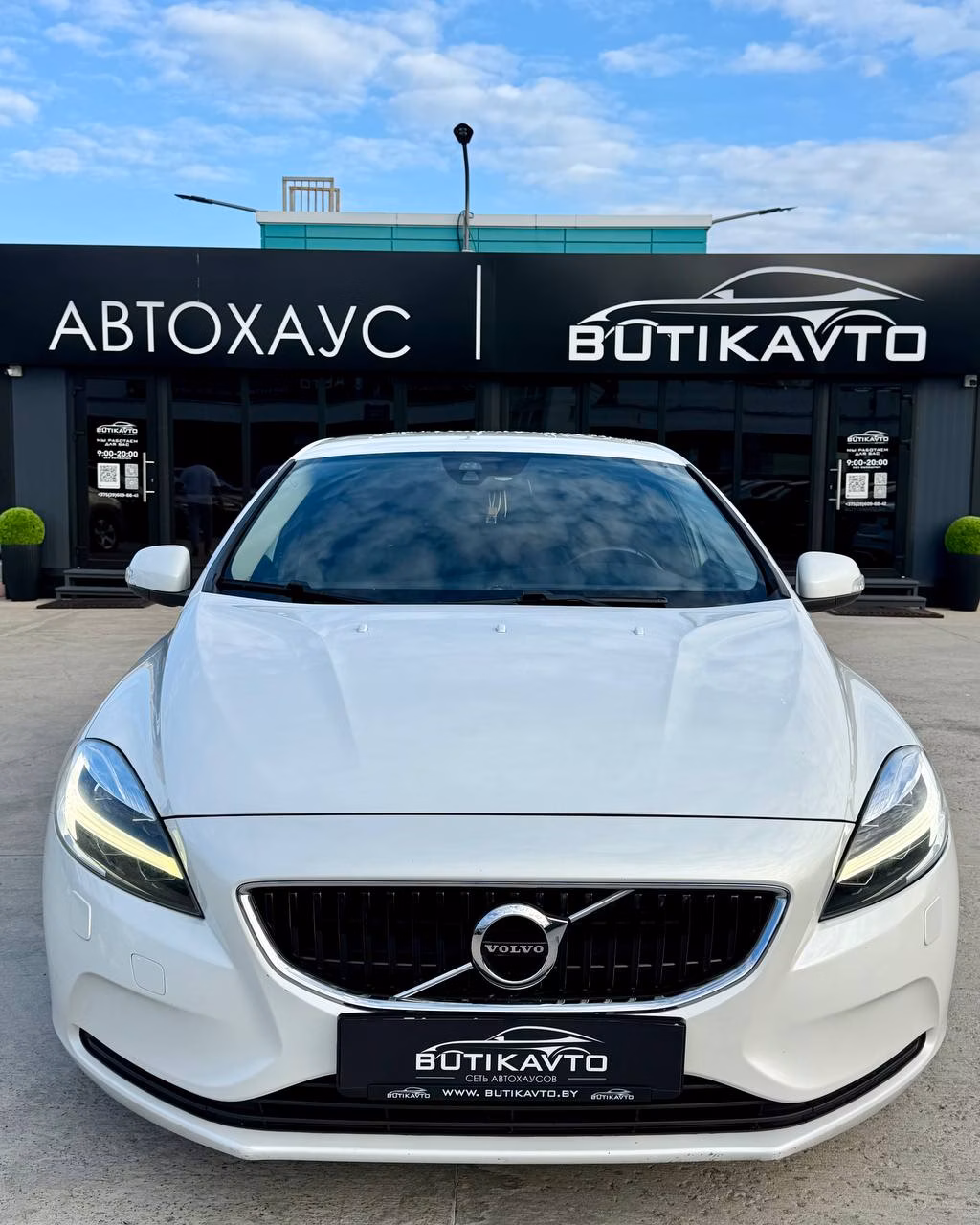 Volvo V40 фото 2