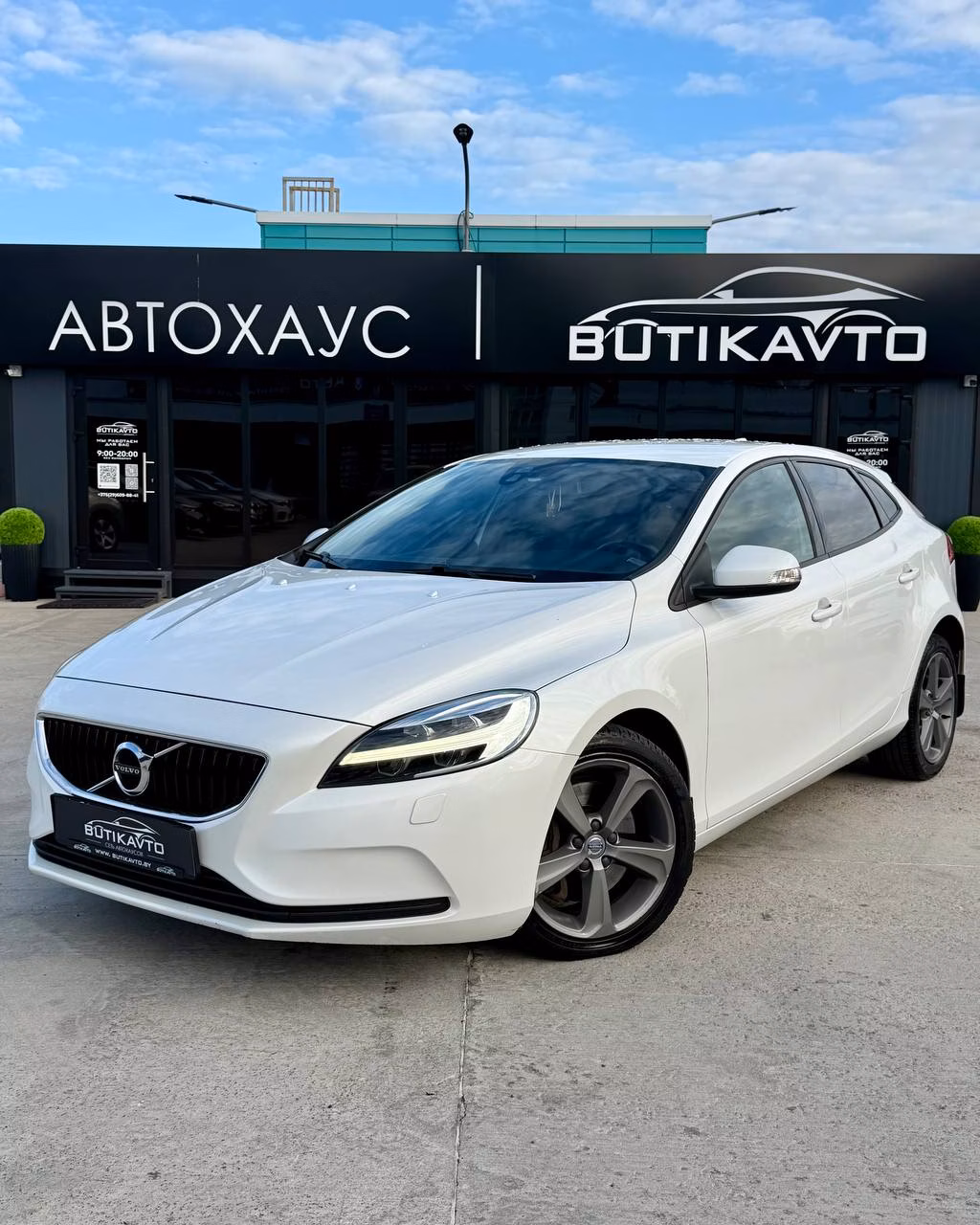 Volvo V40 фото 3