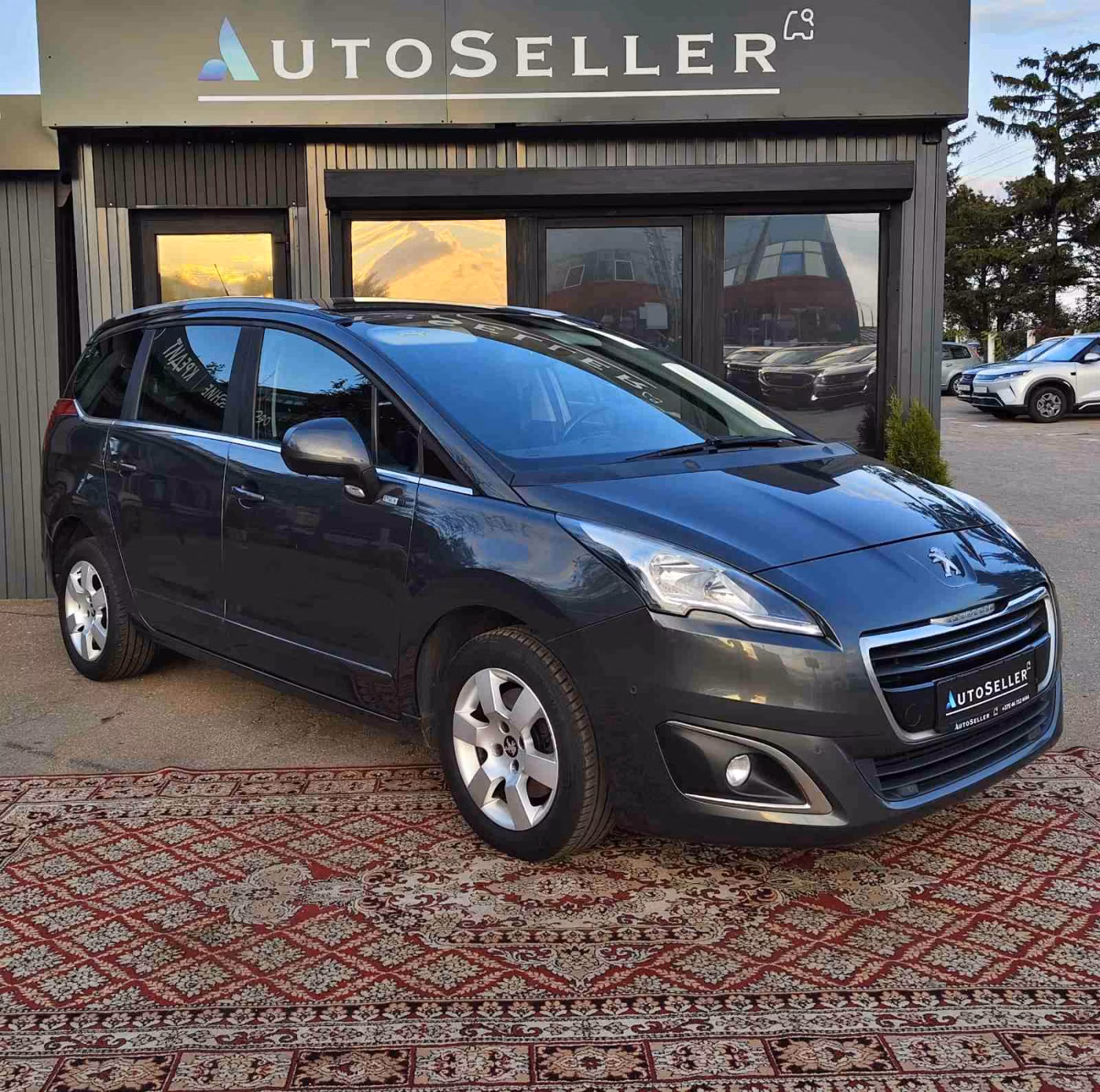 Peugeot 5008