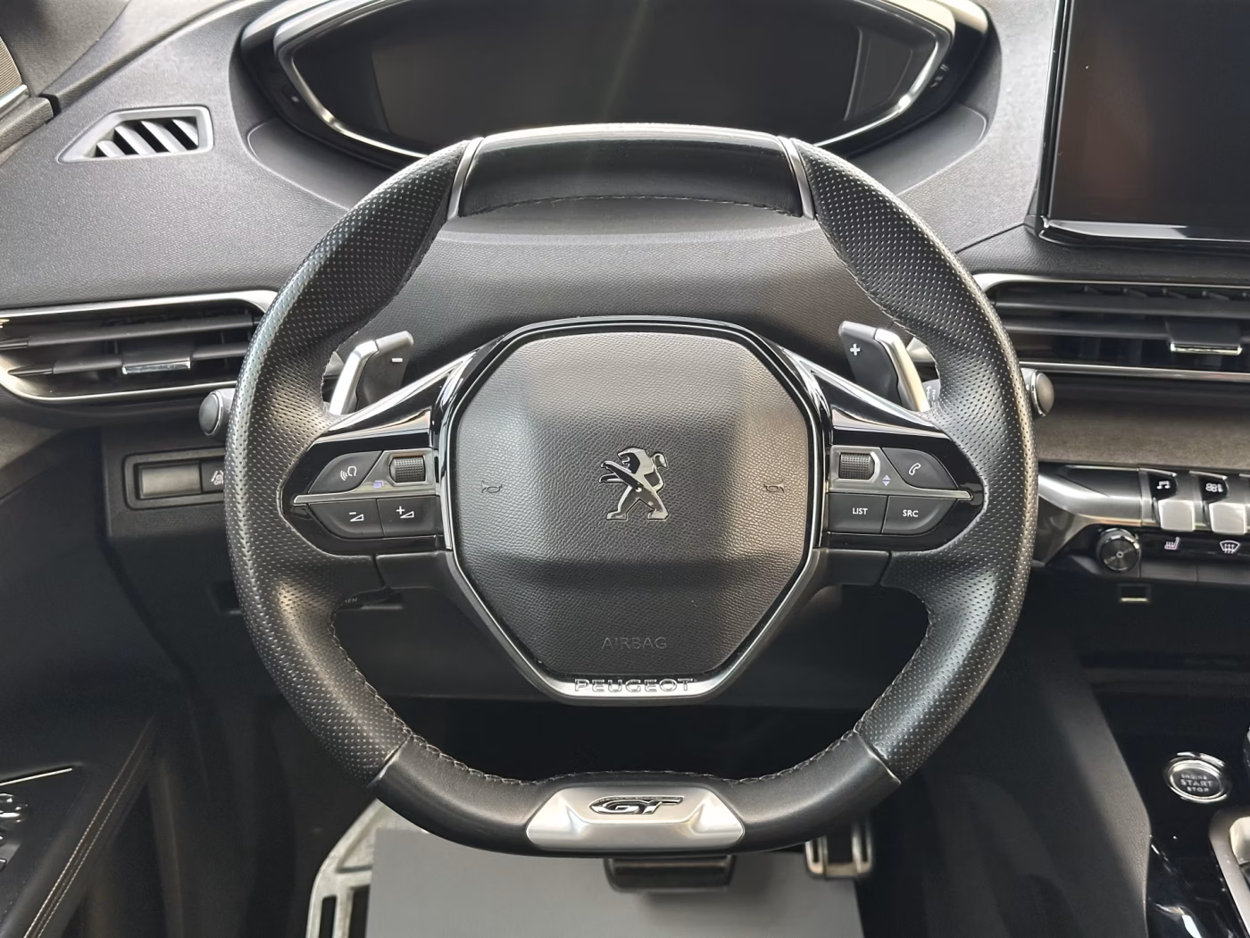 Peugeot 5008 фото 10