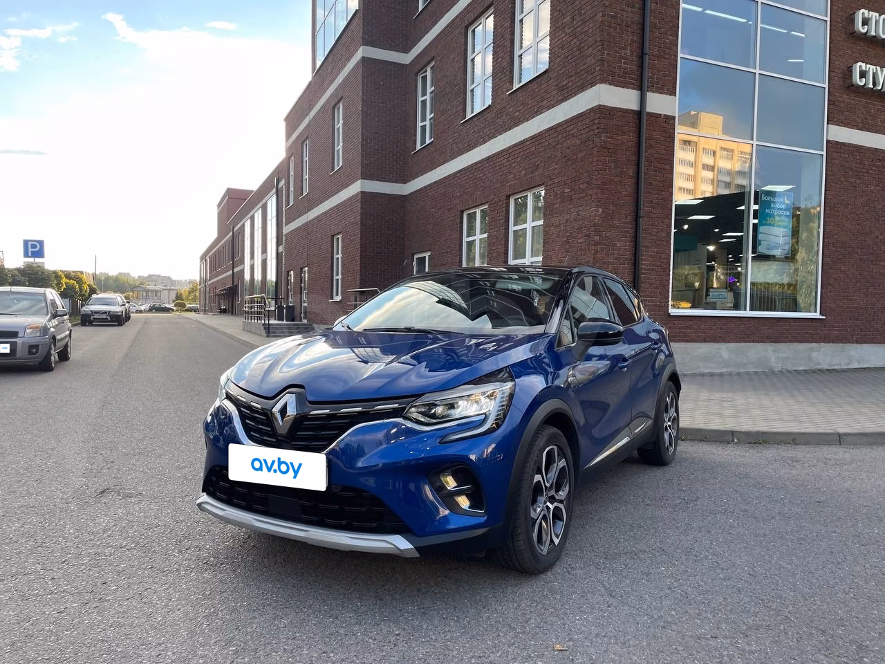 Renault Captur фото 9