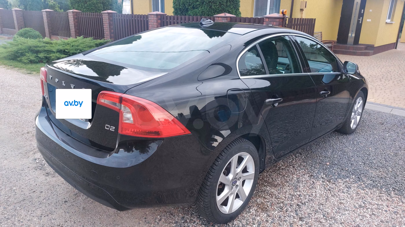 Volvo S60 фото 13