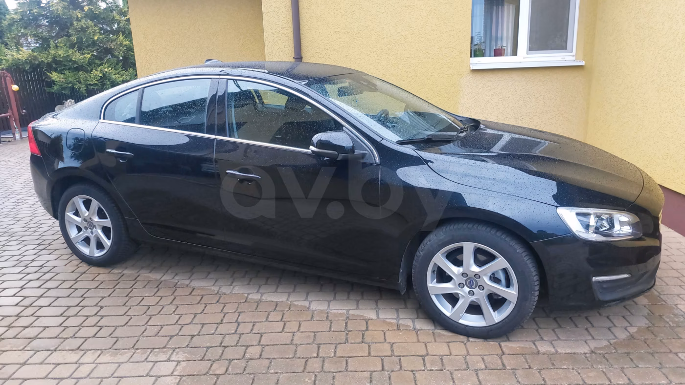 Volvo S60 фото 5