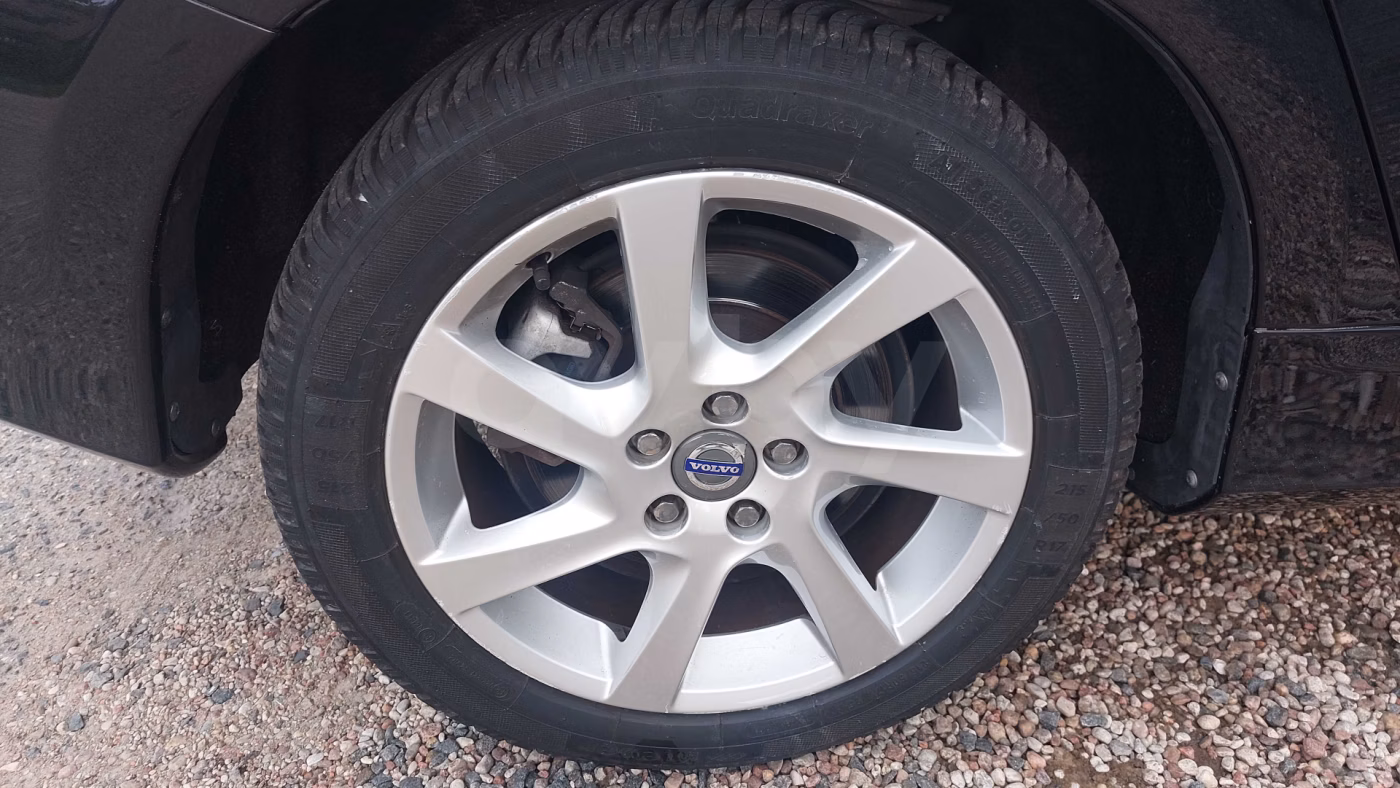 Volvo S60 фото 30