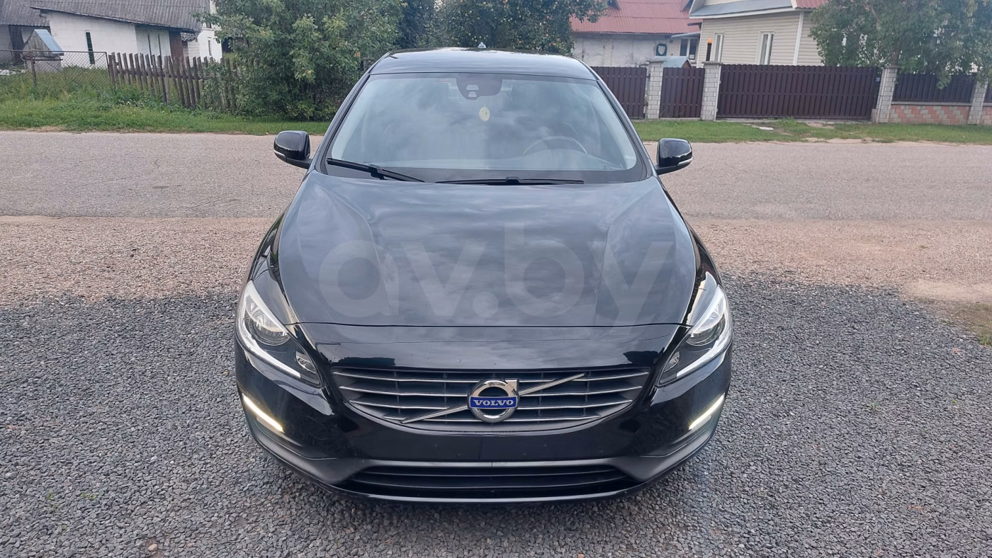 Volvo S60 фото 18