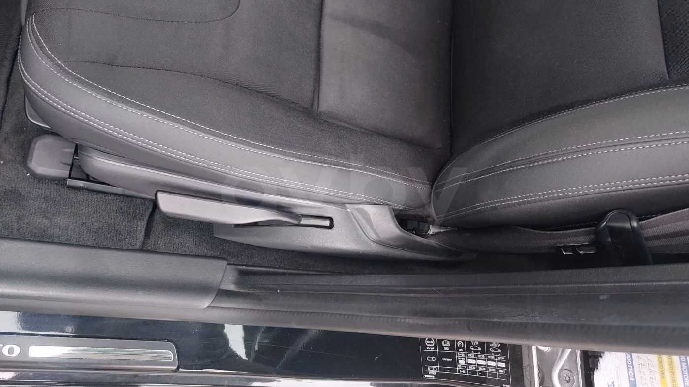 Volvo S60 фото 23