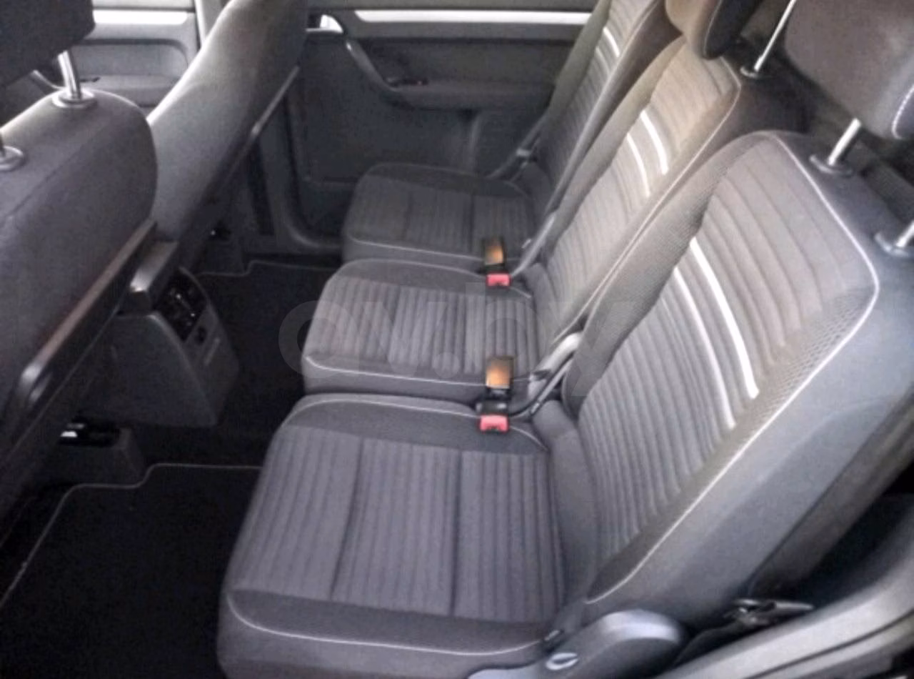 Volkswagen Touran фото 11