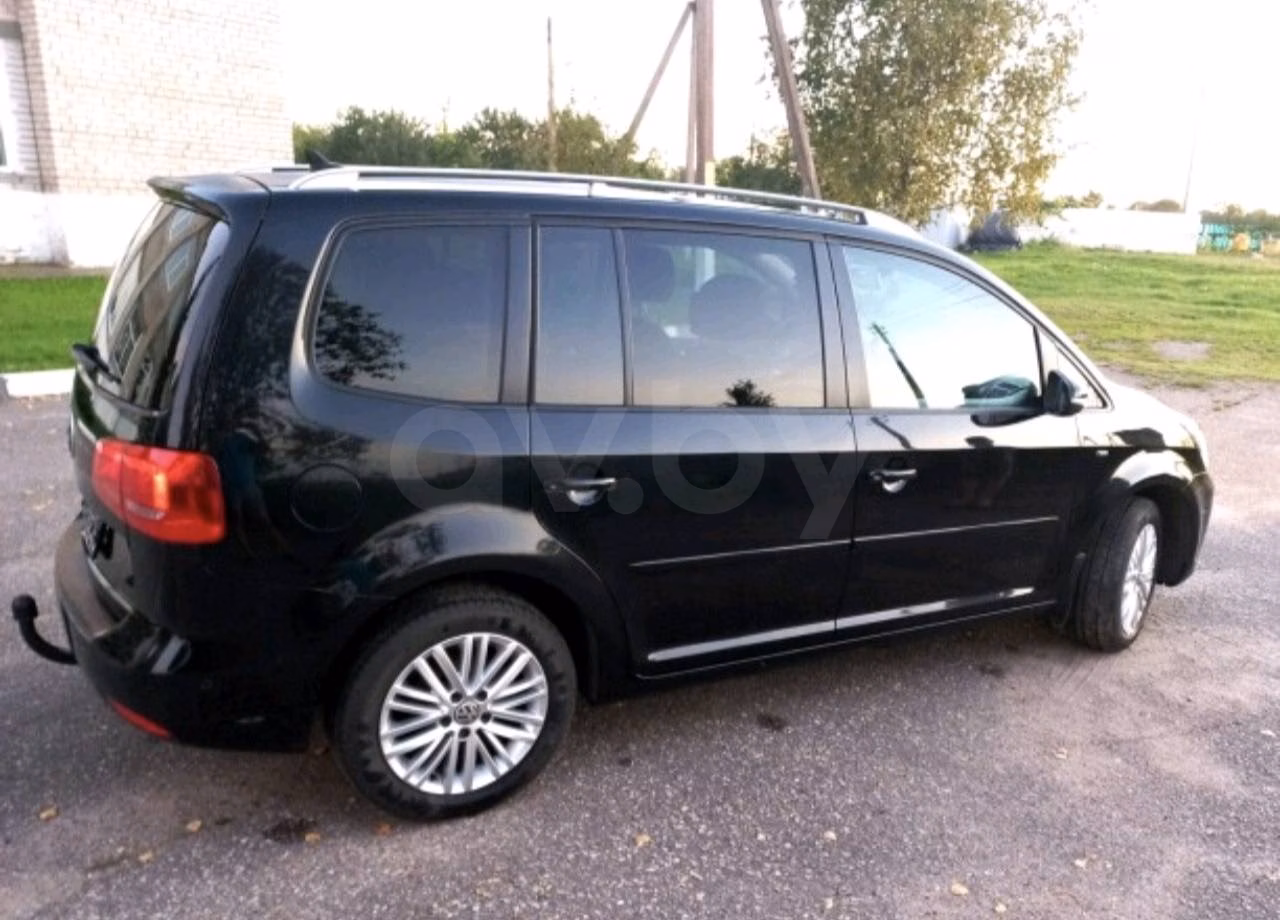 Volkswagen Touran фото 3