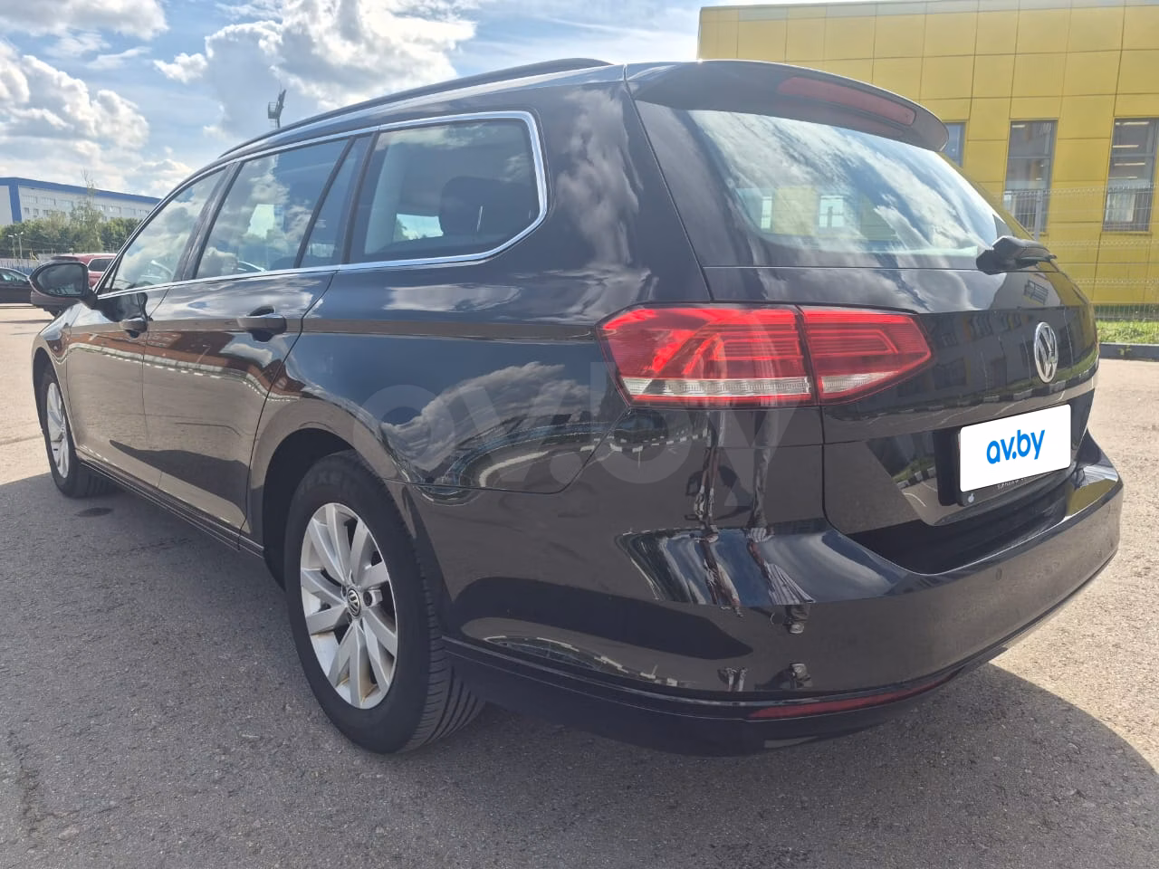 Volkswagen Passat фото 8