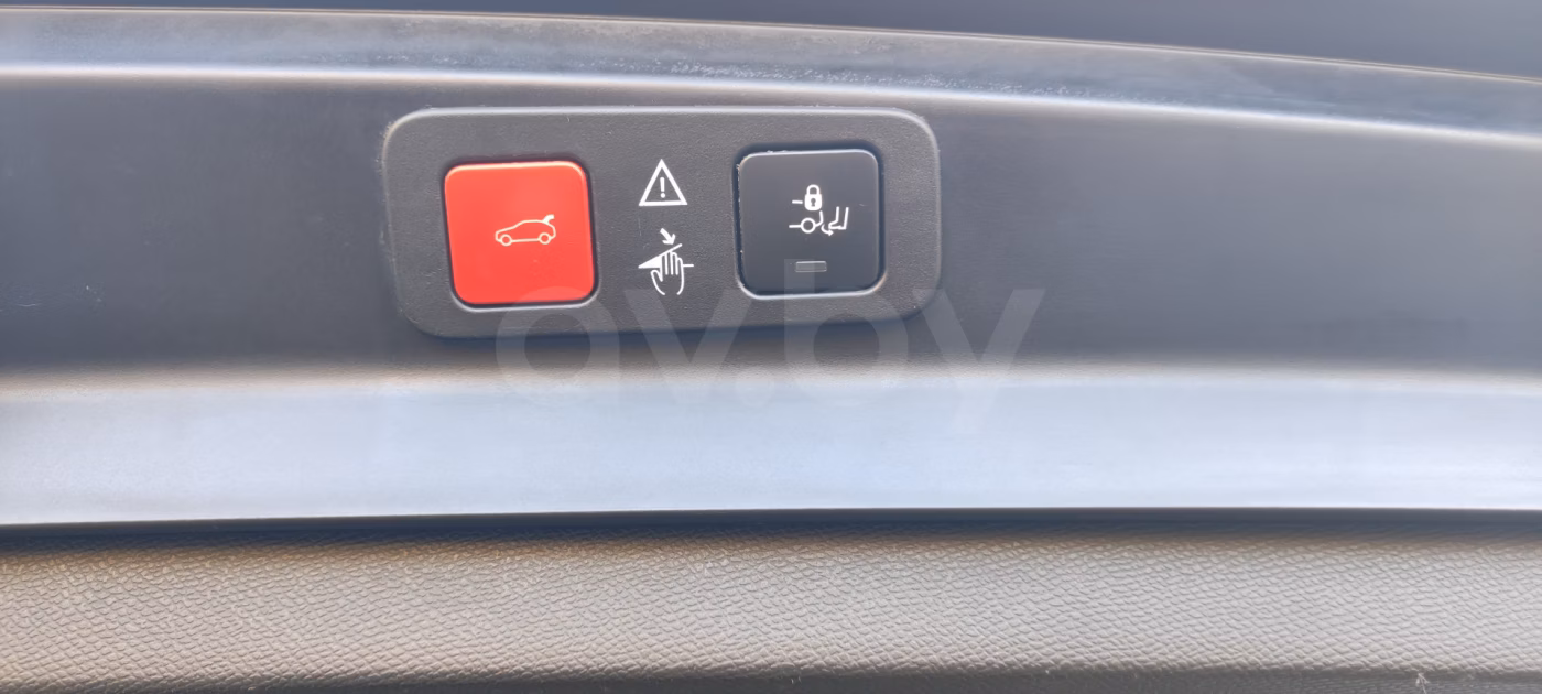 Peugeot 5008 фото 12