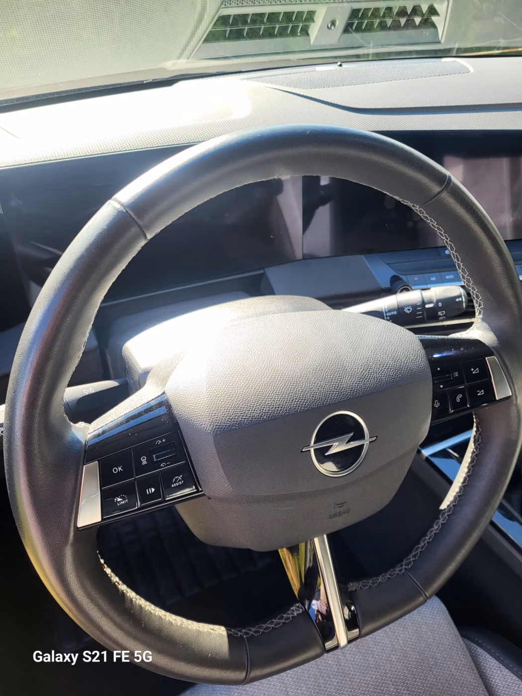 Opel Astra фото 8