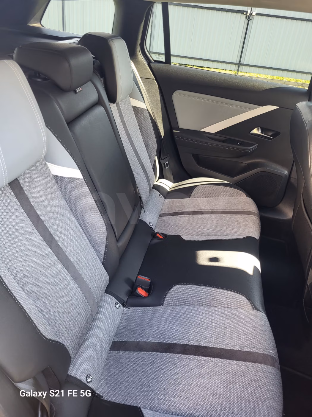 Opel Astra фото 5