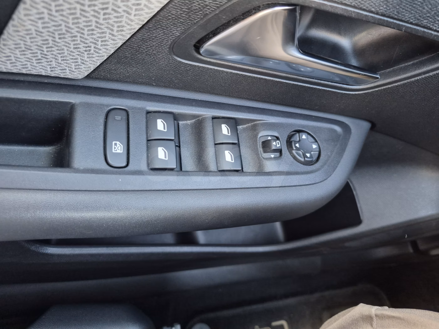 Citroen C4 фото 15