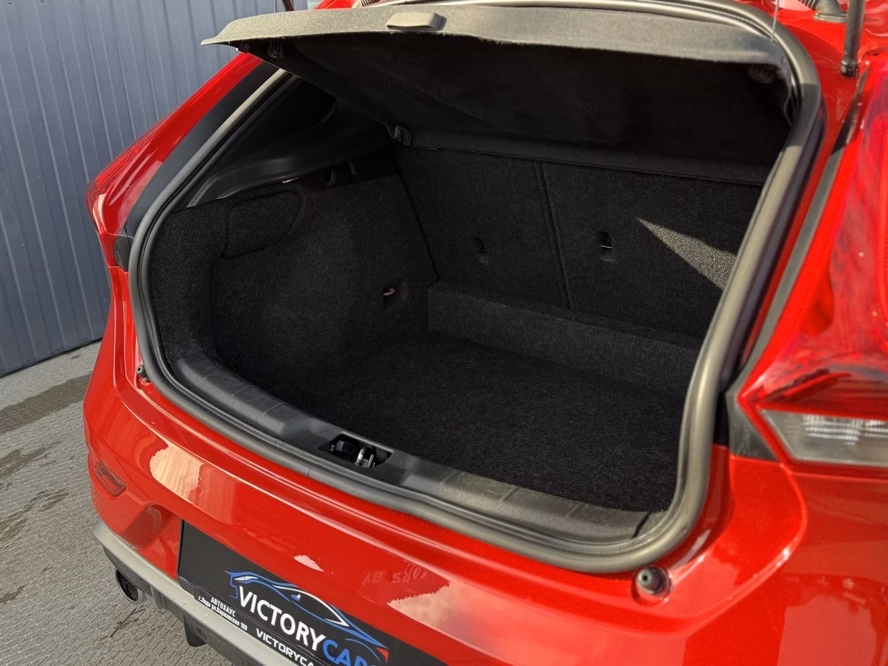 Volvo V40 фото 20