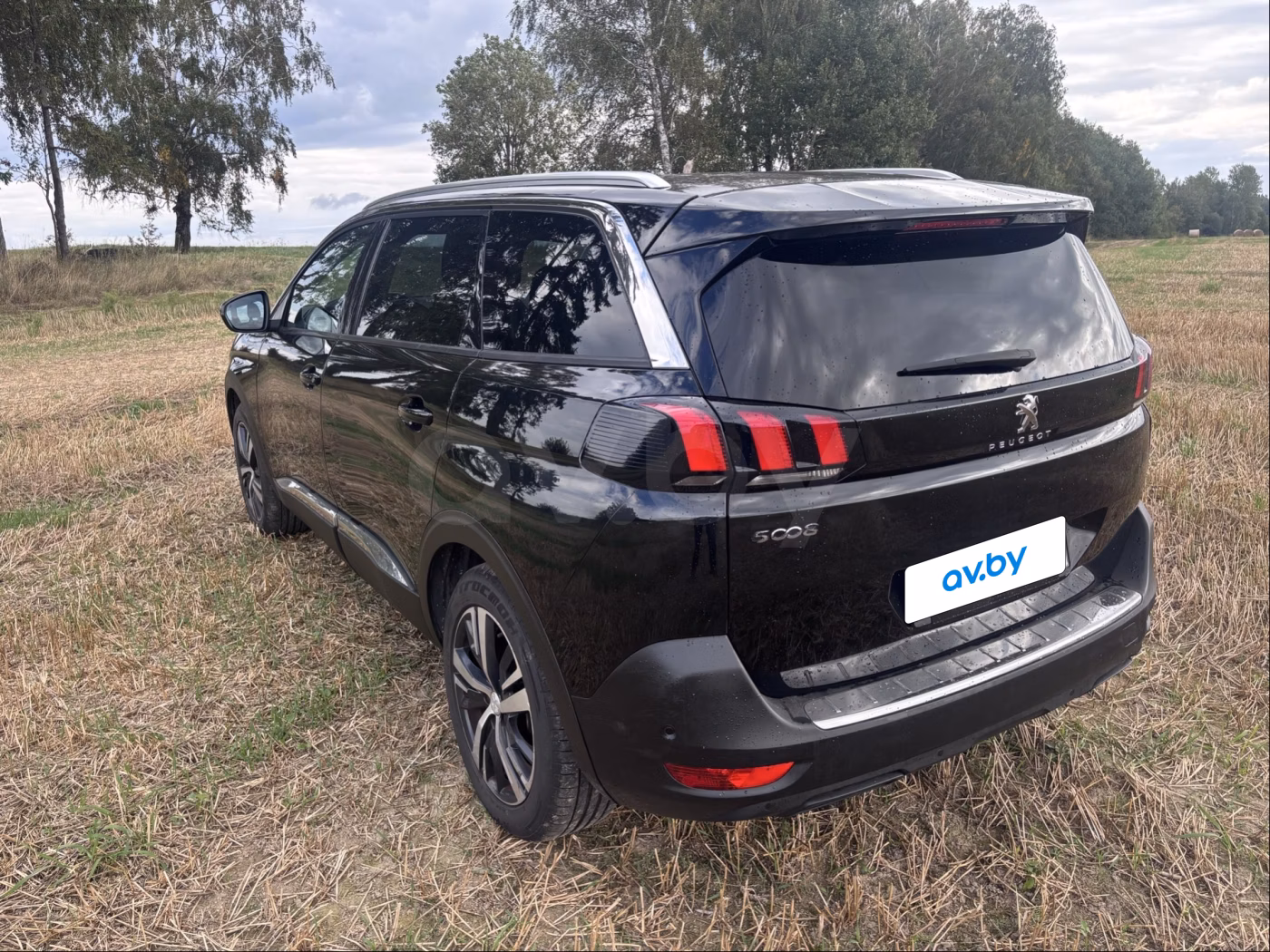 Peugeot 5008 фото 11