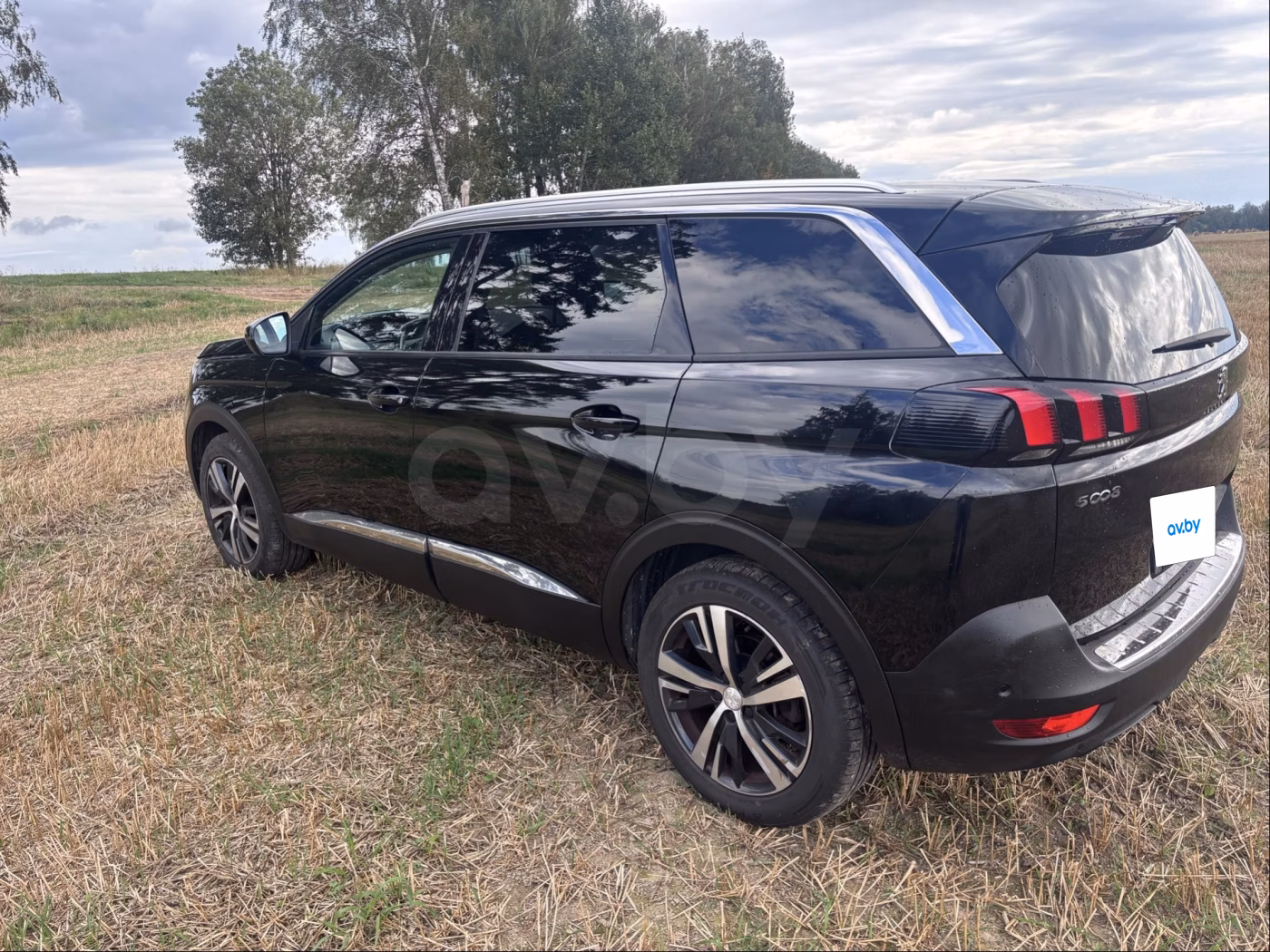 Peugeot 5008 фото 12