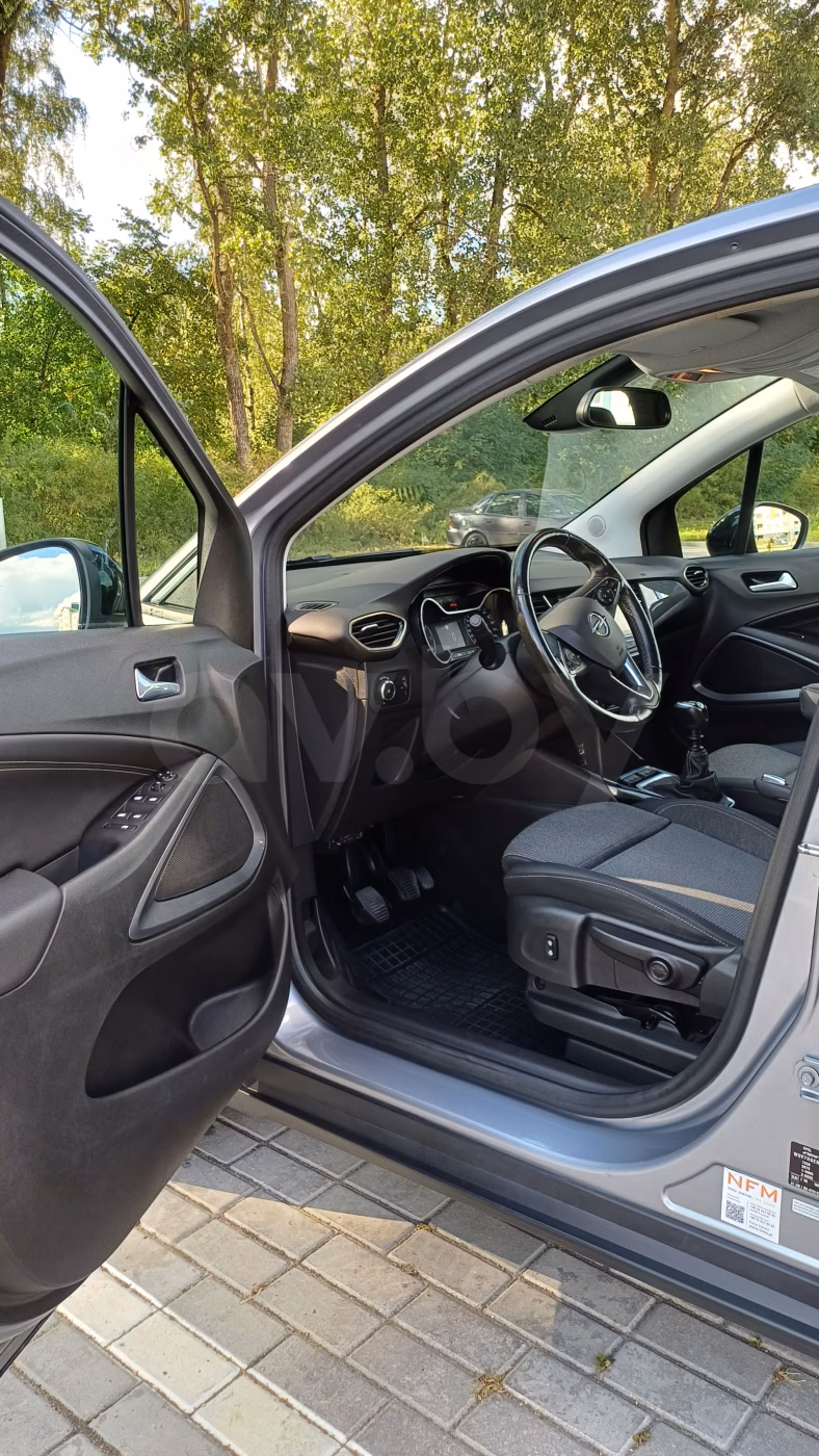 Opel Crossland X фото 10