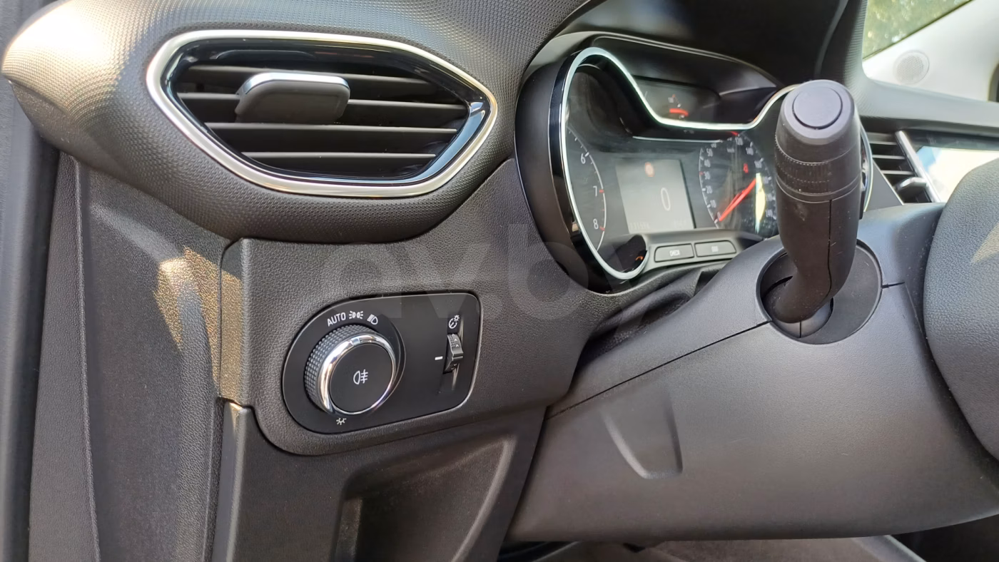 Opel Crossland X фото 12