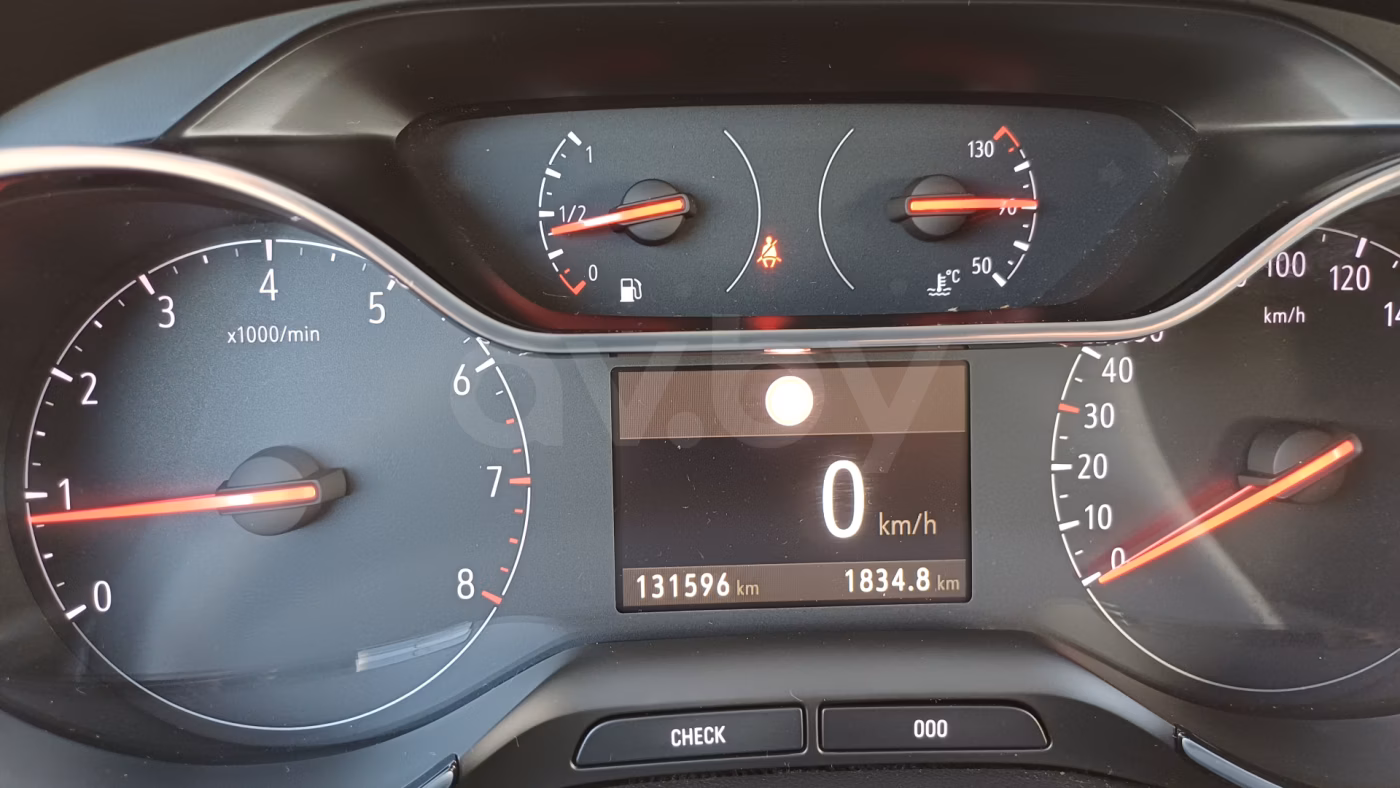 Opel Crossland X фото 13