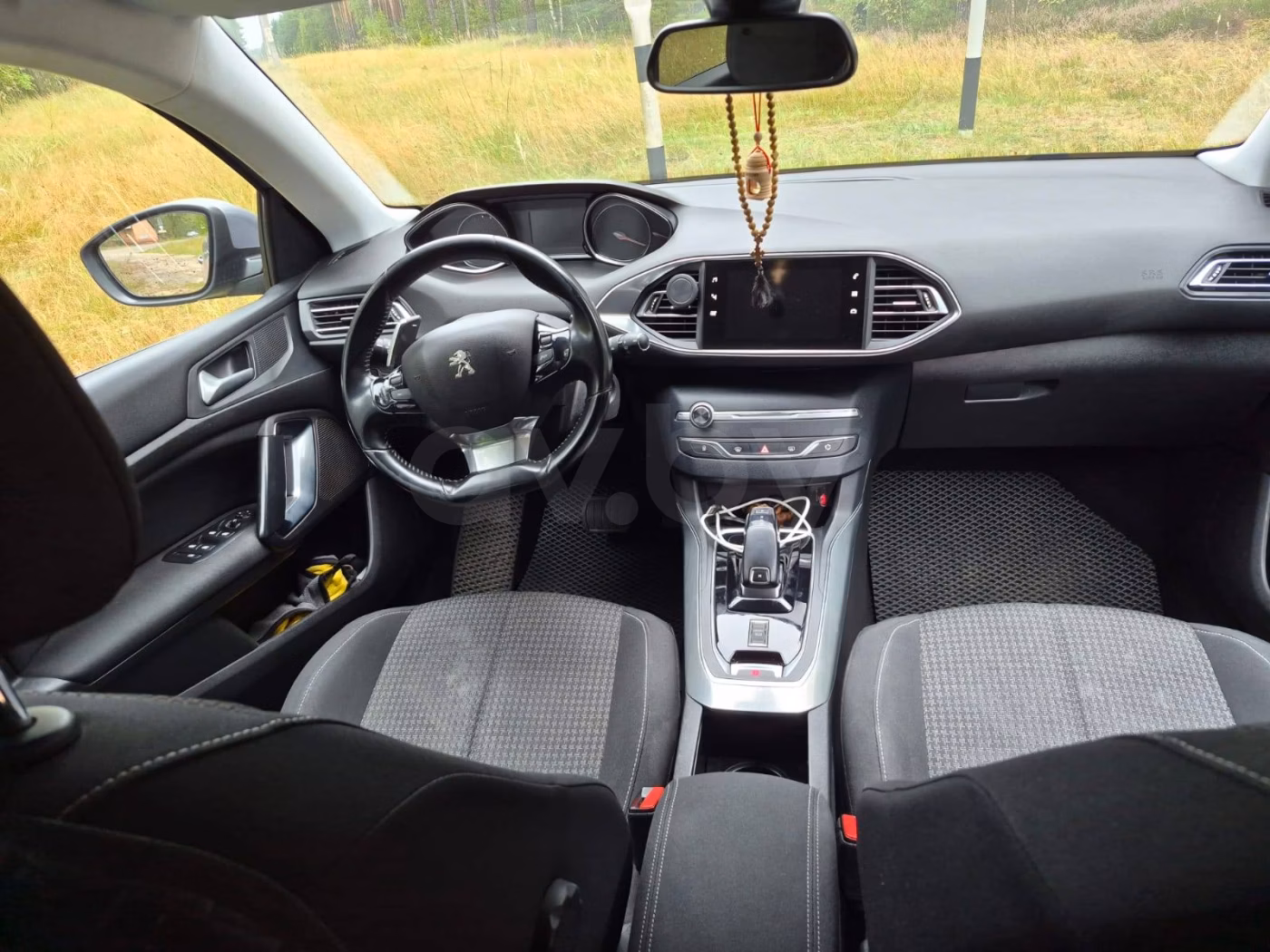Peugeot 308 фото 11