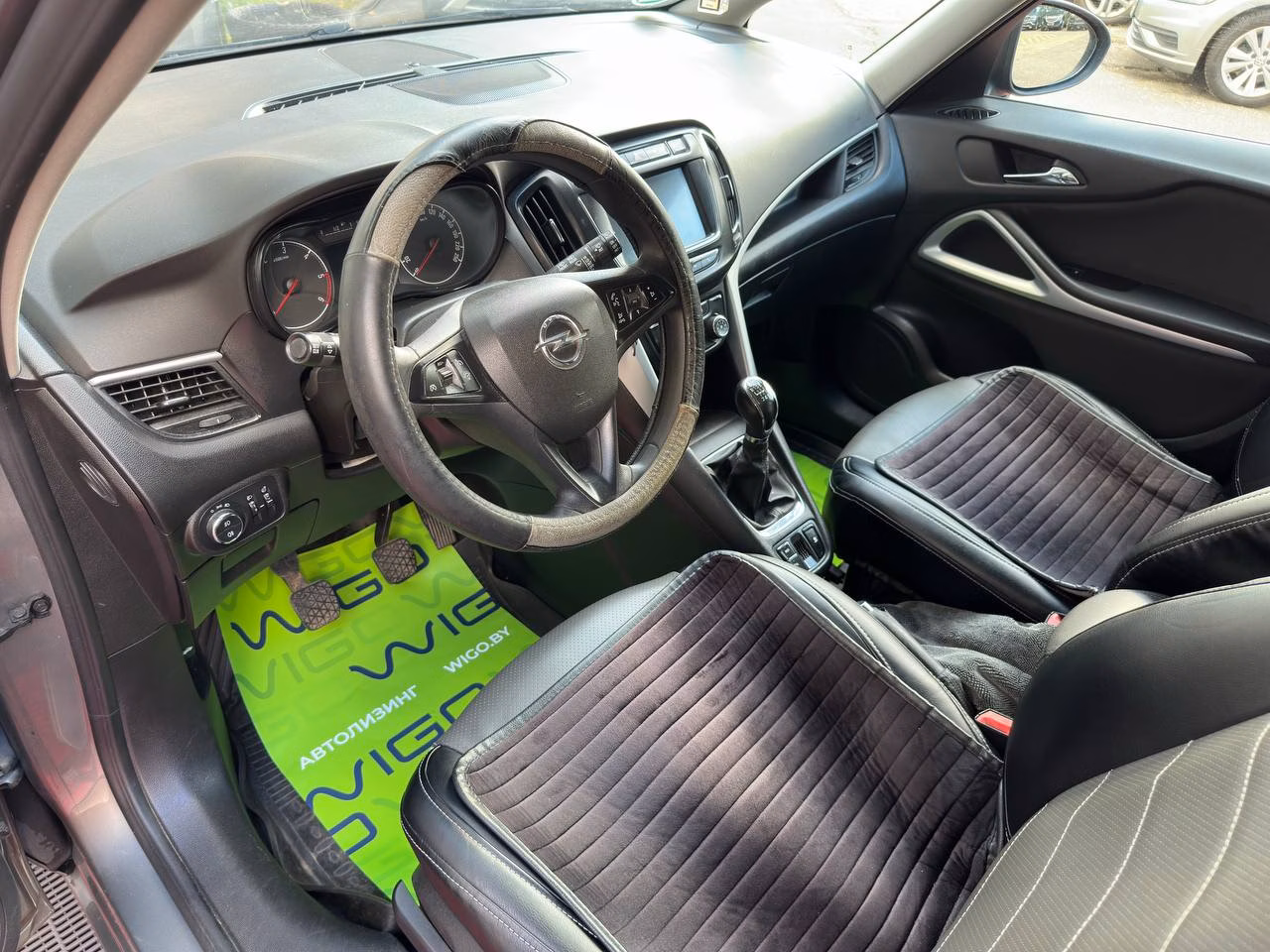 Opel Zafira фото 5