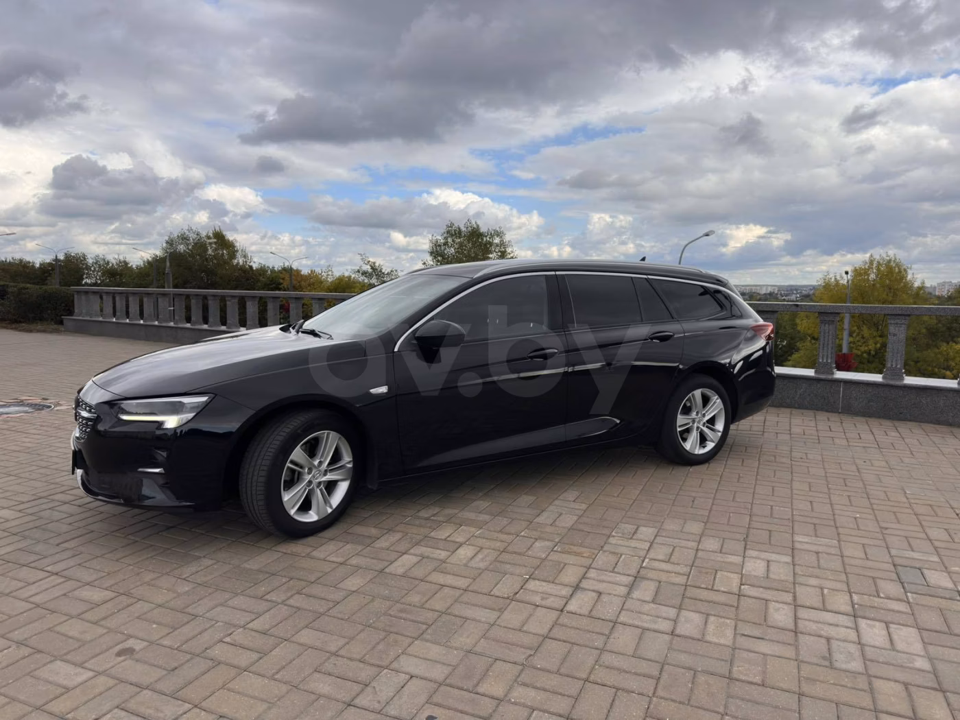 Opel Insignia фото 2
