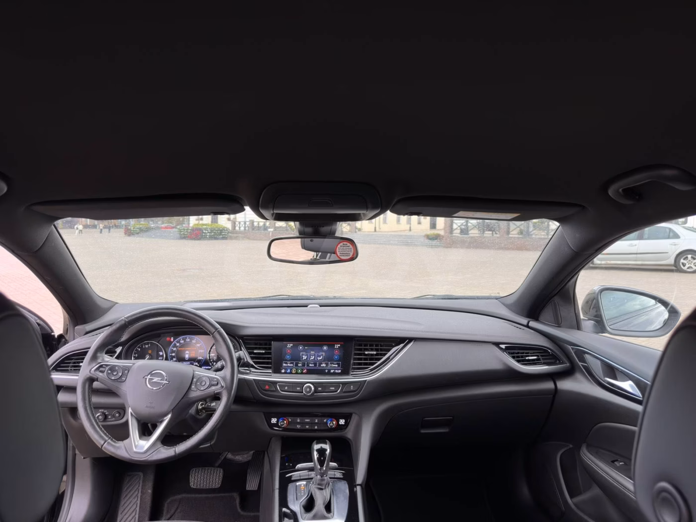 Opel Insignia фото 6