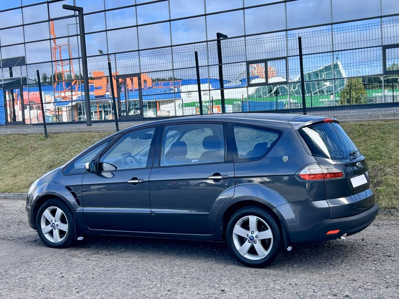 Ford S-MAX фото 8